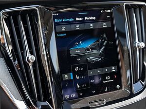 Volvo  B5 Ultimate Dark AWD HUD 360-GRAD-KAMERA
