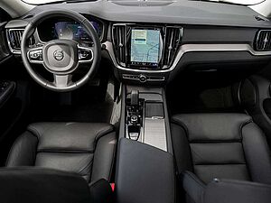 Volvo  B5 Ultimate Dark AWD 360° ACC HUD PANO