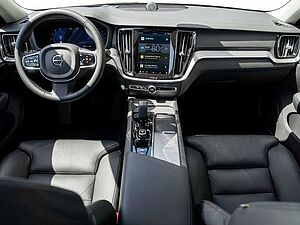 Volvo  B5 Ultimate Dark AWD ACC HUD PANO 360°
