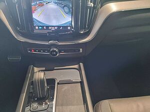 Volvo  B4 (D) R Design AWD AHK STANDHZ HGSD