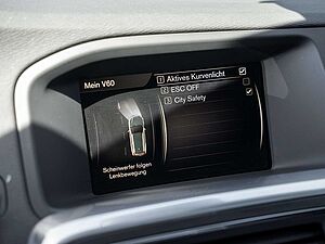 Volvo  D4 Linje Svart MEMORY HGSD FACELIFT