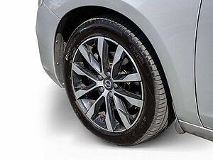 Volvo  D4 Linje Svart MEMORY HGSD FACELIFT
