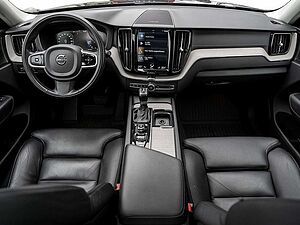 Volvo  D4 Inscription 2WD STANDHZ PANORAMADACH
