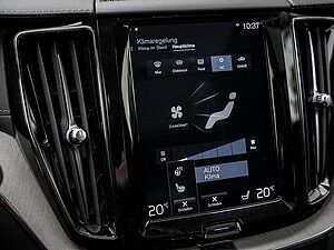 Volvo  D4 Inscription 2WD STANDHZ PANORAMADACH