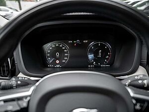 Volvo  D4 Inscription 2WD STANDHZ PANORAMADACH