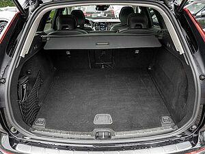 Volvo  D4 Inscription 2WD STANDHZ PANORAMADACH