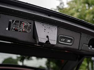 Volvo  D4 Inscription 2WD STANDHZ PANORAMADACH