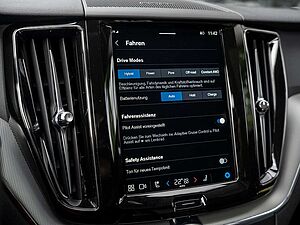 Volvo  T8 Plus Dark Recharge Plug-In Hybrid AWD