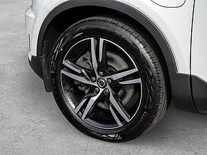 Volvo  T5 Expression Recharge Plug-In Hybrid