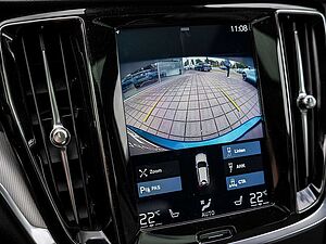 Volvo  T4 R-Design Pano AHK KAMERA MEMORY