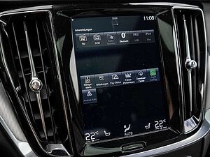 Volvo  T4 R-Design Pano AHK KAMERA MEMORY