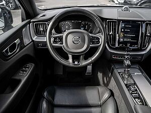 Volvo  T4 R-Design B&W AHK HEAD-UP DISPLAY