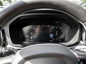 Volvo  T4 R-Design B&W AHK HEAD-UP DISPLAY