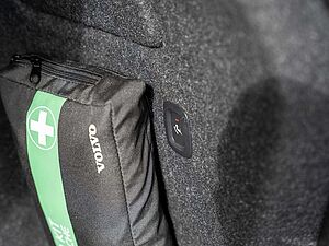 Volvo  T4 Recharge Core AHK ACC