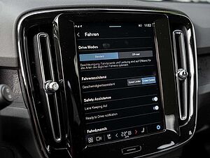 Volvo  Core Recharge Pure Electric 2WD