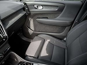 Volvo  Core Recharge Pure Electric 2WD