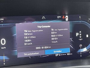 Volvo  B5 (D) Ultimate Dark AWD