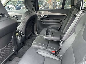 Volvo  B5 (D) Ultimate Dark AWD