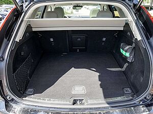 Volvo  T8 Recharge AWD Inscription HGSD B&W