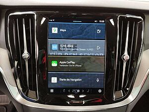 Volvo  B4 Diesel Plus Dark harman/kardon Thors-Hammer