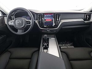 Volvo  XC60 B5 AWD Plus Dark 360Kam H&K Sou. Licht-Pak.