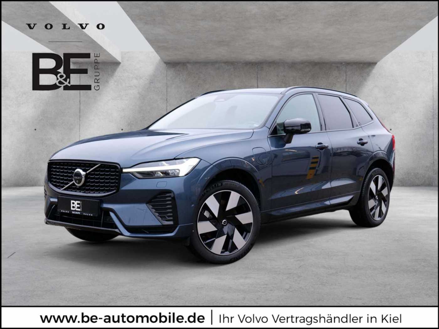 Volvo  T8 Ultra Dark Recharge Plug-In Hybrid AWD