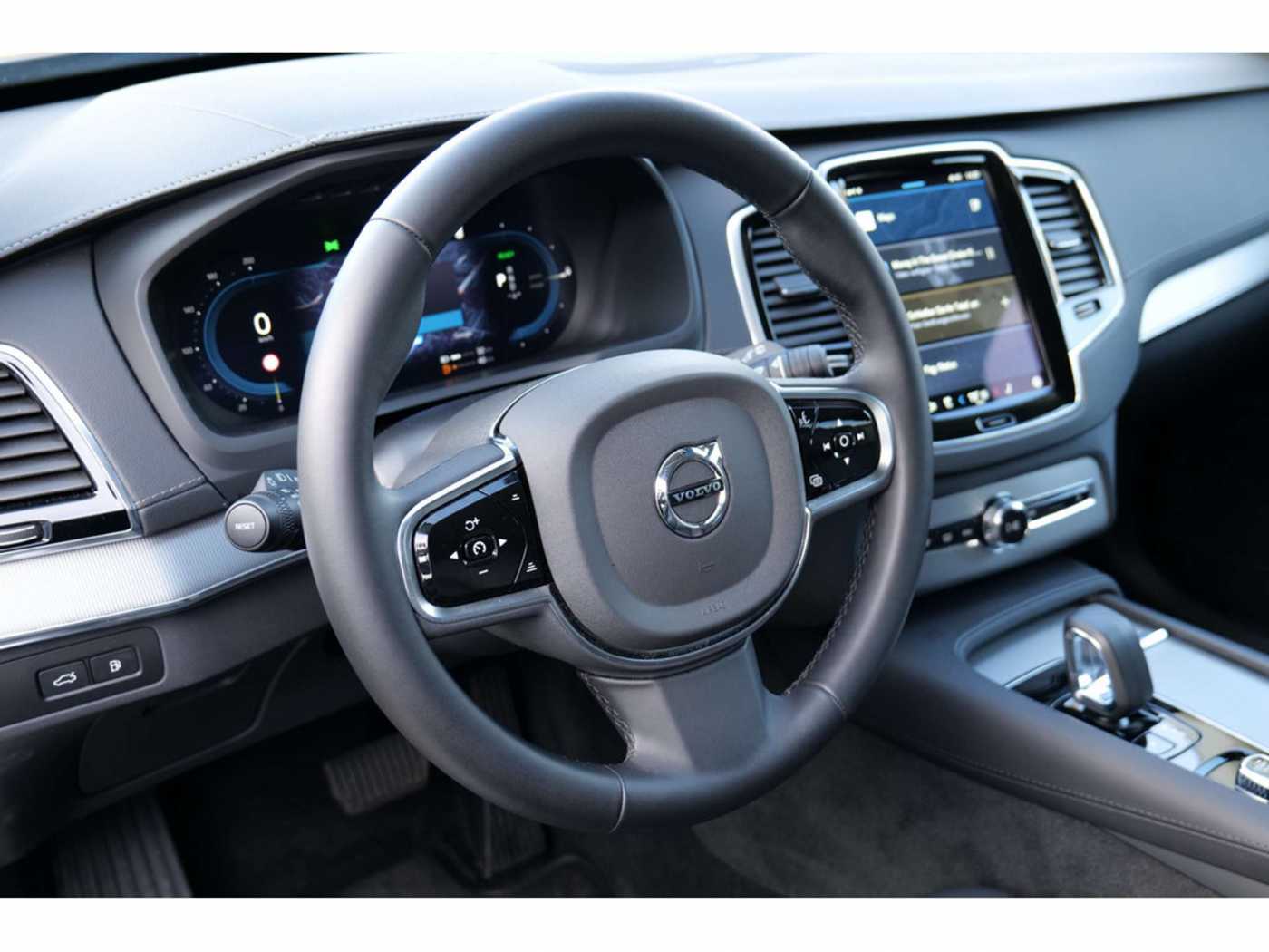 Volvo  T8 Plus Bright Recharge Plug-In Hybrid AWD