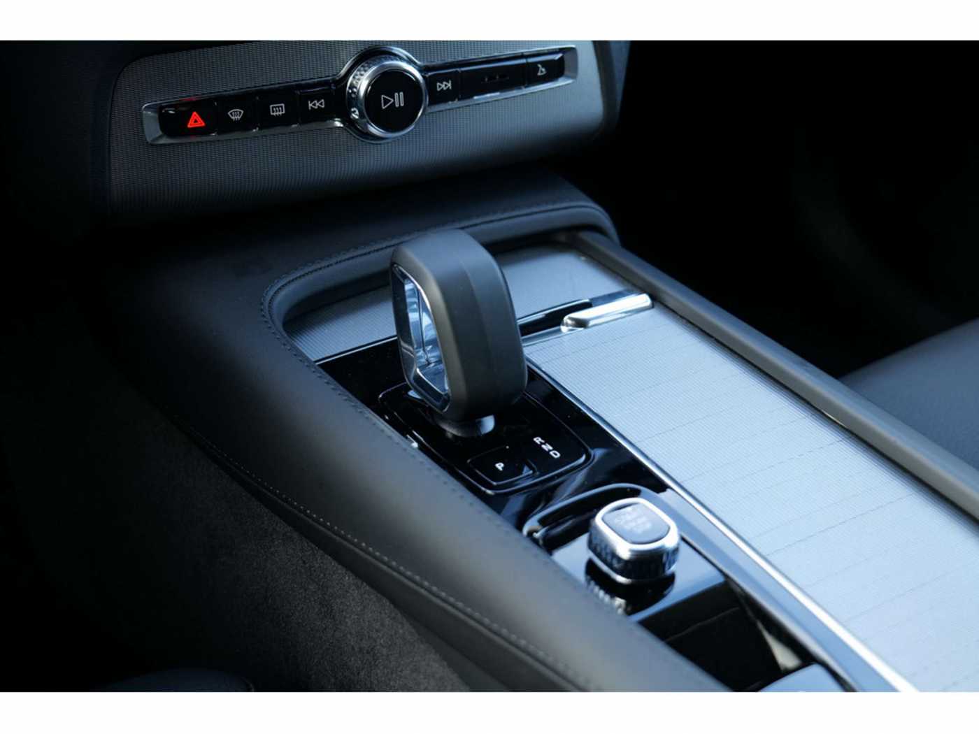 Volvo  T8 Plus Bright Recharge Plug-In Hybrid AWD