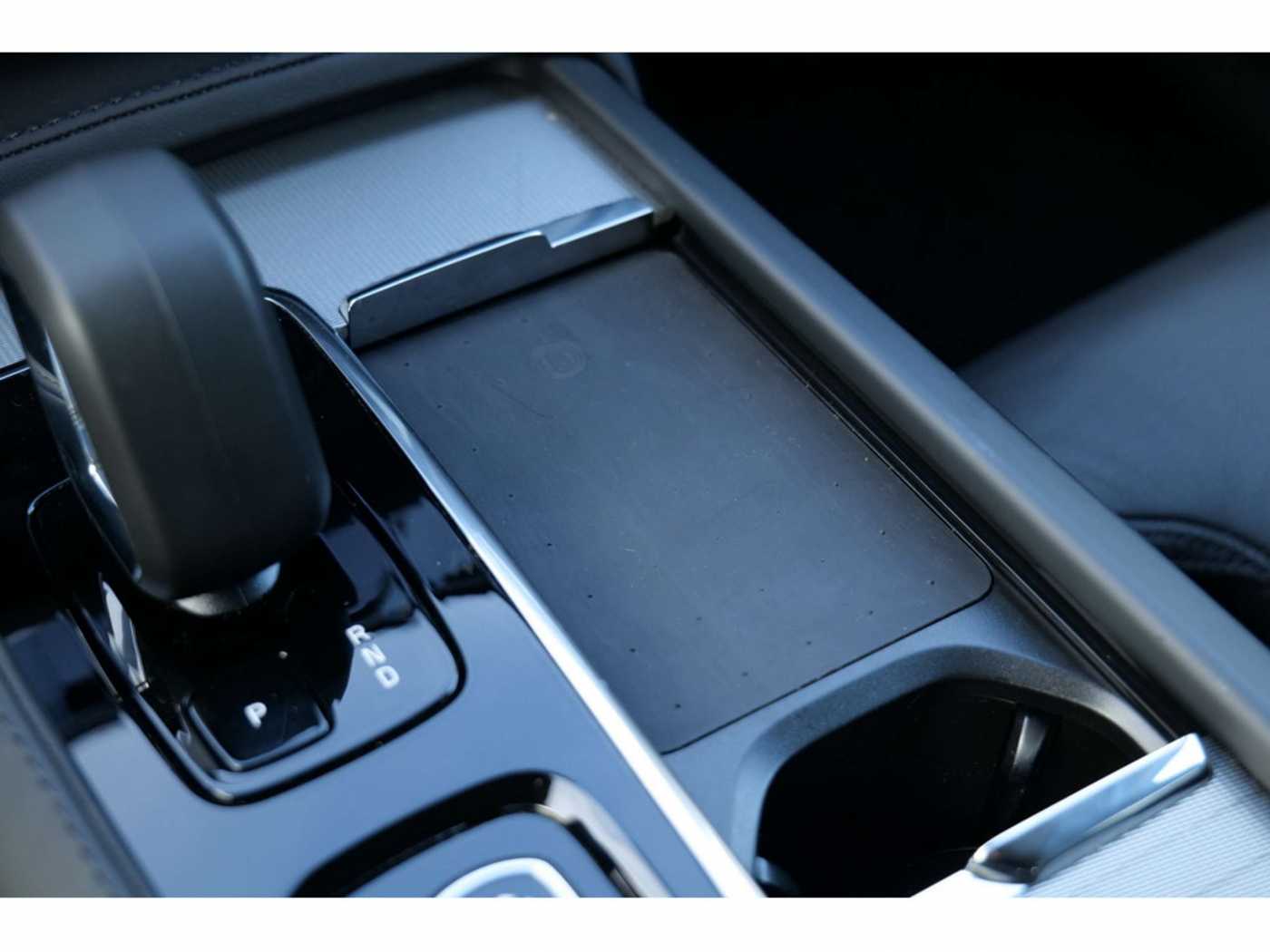 Volvo  T8 Plus Bright Recharge Plug-In Hybrid AWD