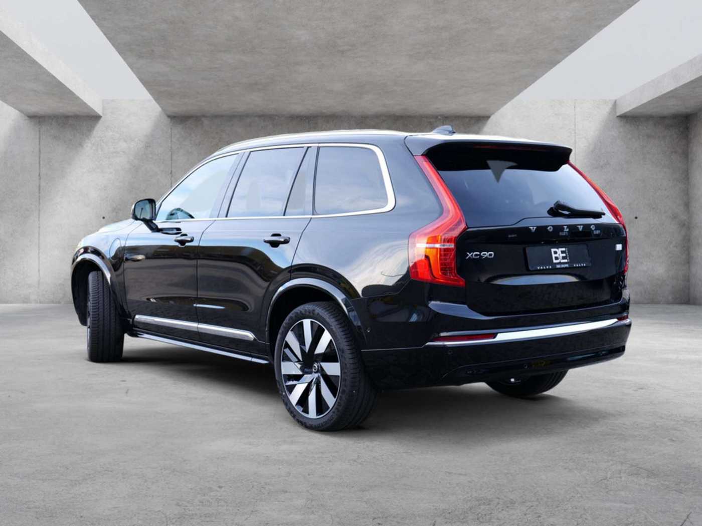 Volvo  T8 Plus Bright Recharge Plug-In Hybrid AWD
