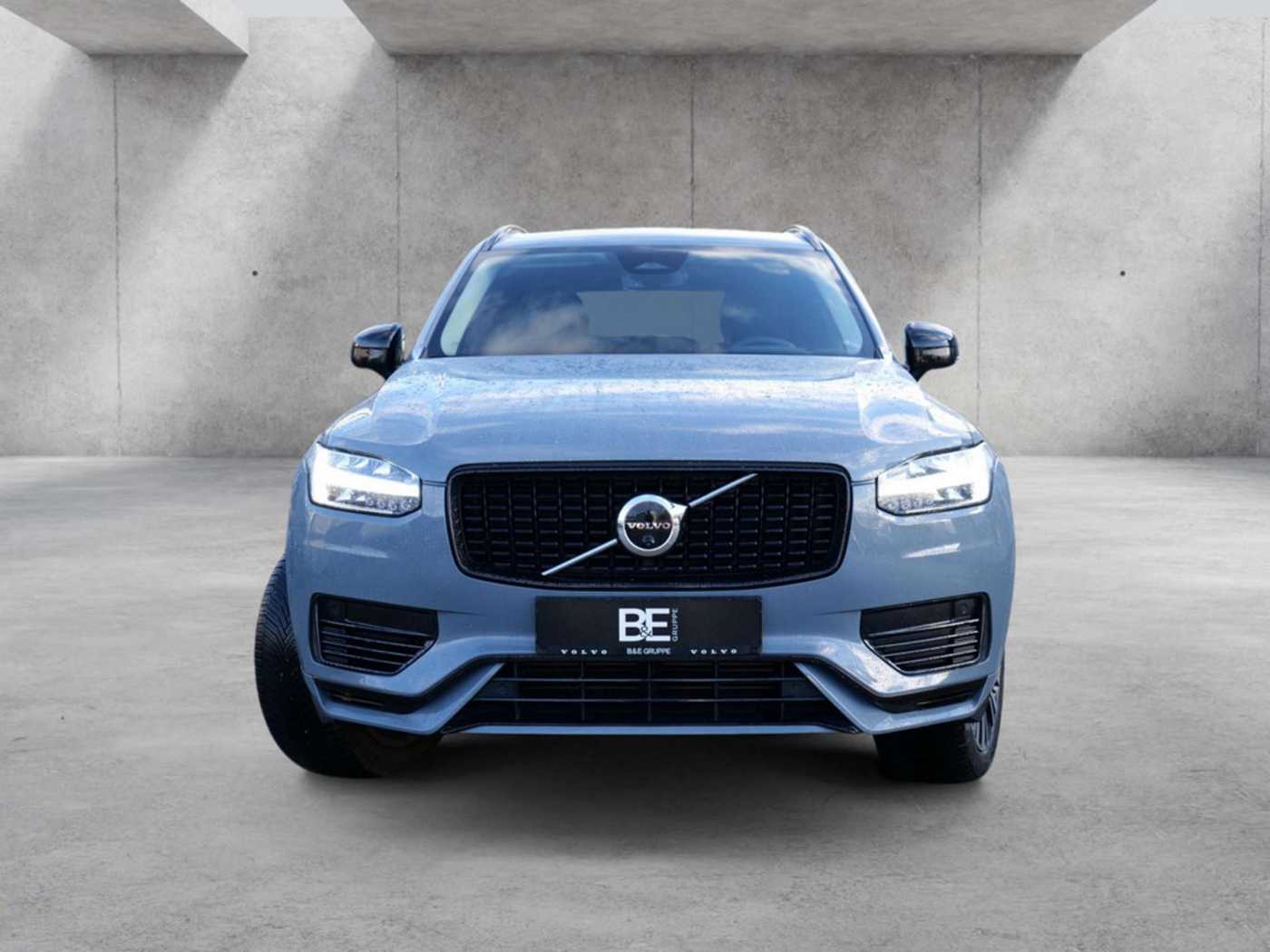 Volvo  T8 Plus Dark Recharge Plug-In Hybrid AWD