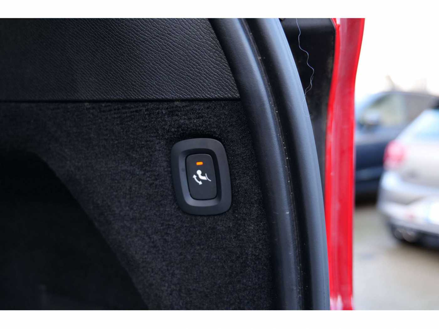 Volvo  T8 Plus Dark Recharge Plug-In Hybrid AWD