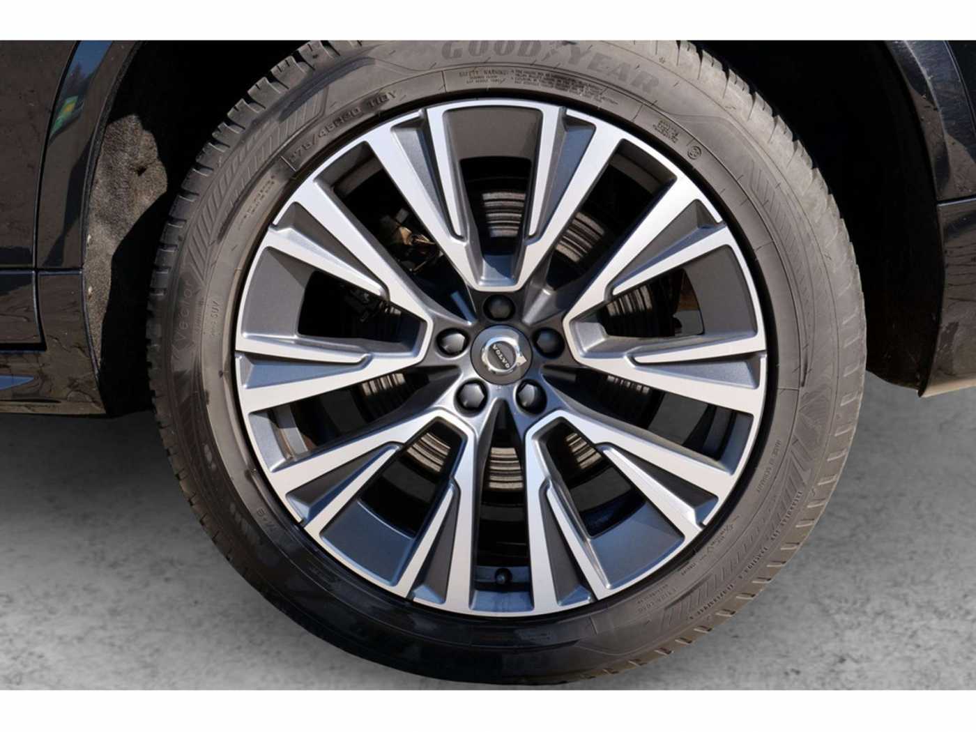 Volvo  T8 Inscription Expression Recharge Plug-In Hybrid