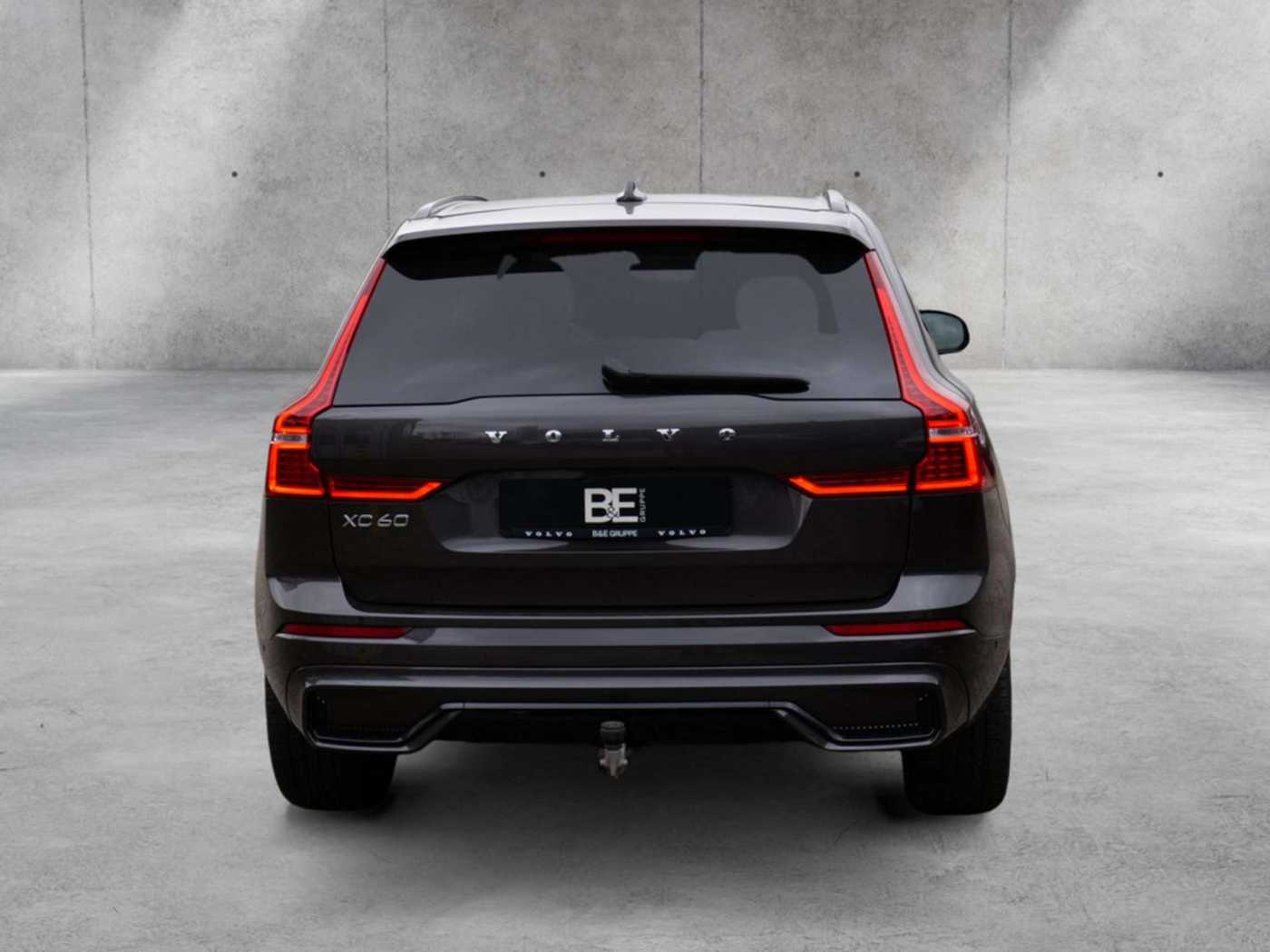 Volvo  T8 R Design Long Range Plug-In Hybrid AWD