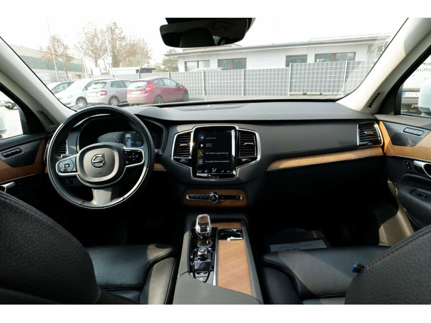 Volvo  T8 Longe Range Plus Bright Plug-In Hybrid AWD
