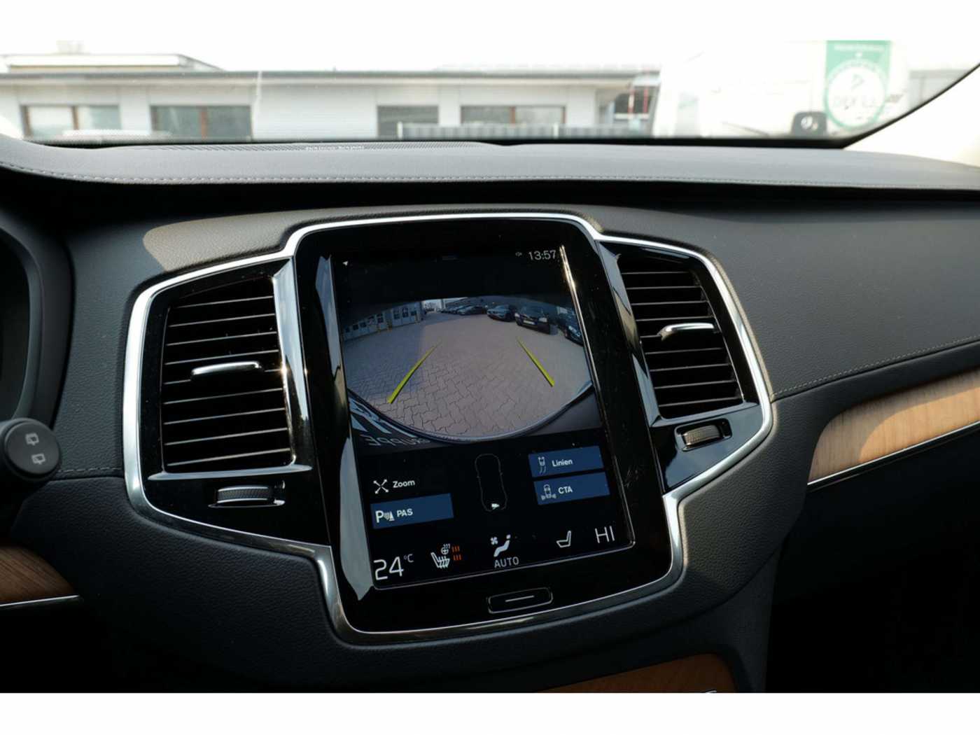 Volvo  T8 Longe Range Plus Bright Plug-In Hybrid AWD