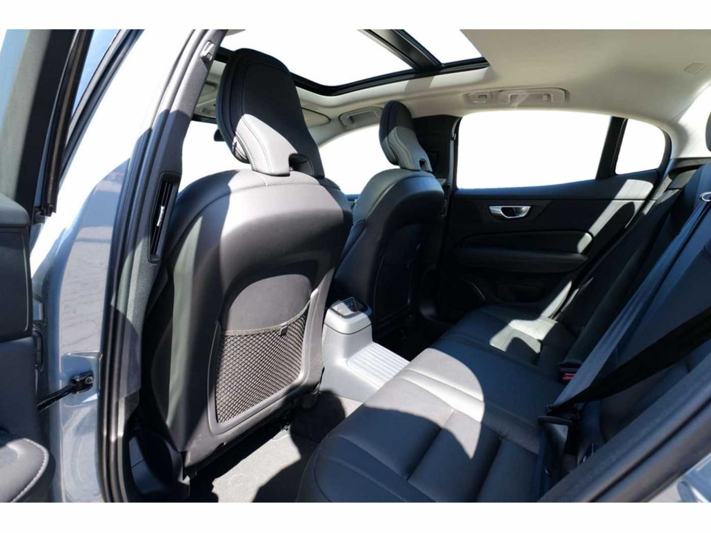Volvo  Lim. 2.0 Ultimate Dark Recharge Plug-In Hybrid AWD