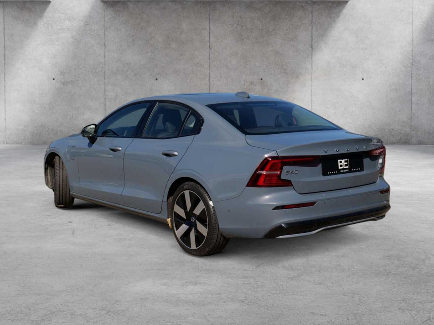 Volvo  Lim. 2.0 Ultimate Dark Recharge Plug-In Hybrid AWD