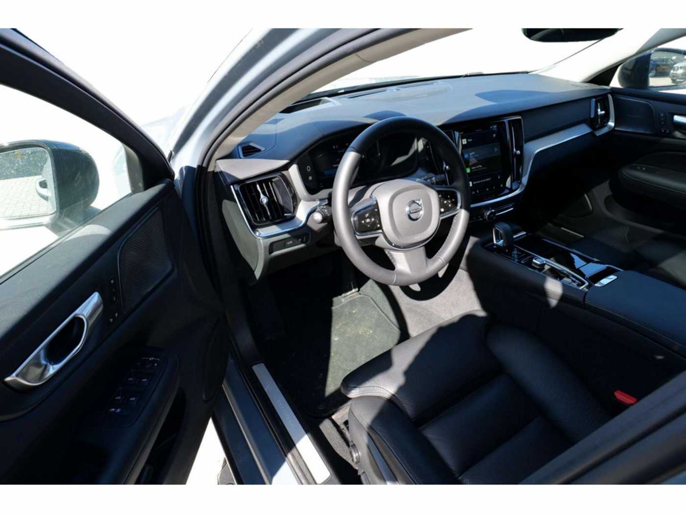 Volvo  Lim. 2.0 Ultimate Dark Recharge Plug-In Hybrid AWD