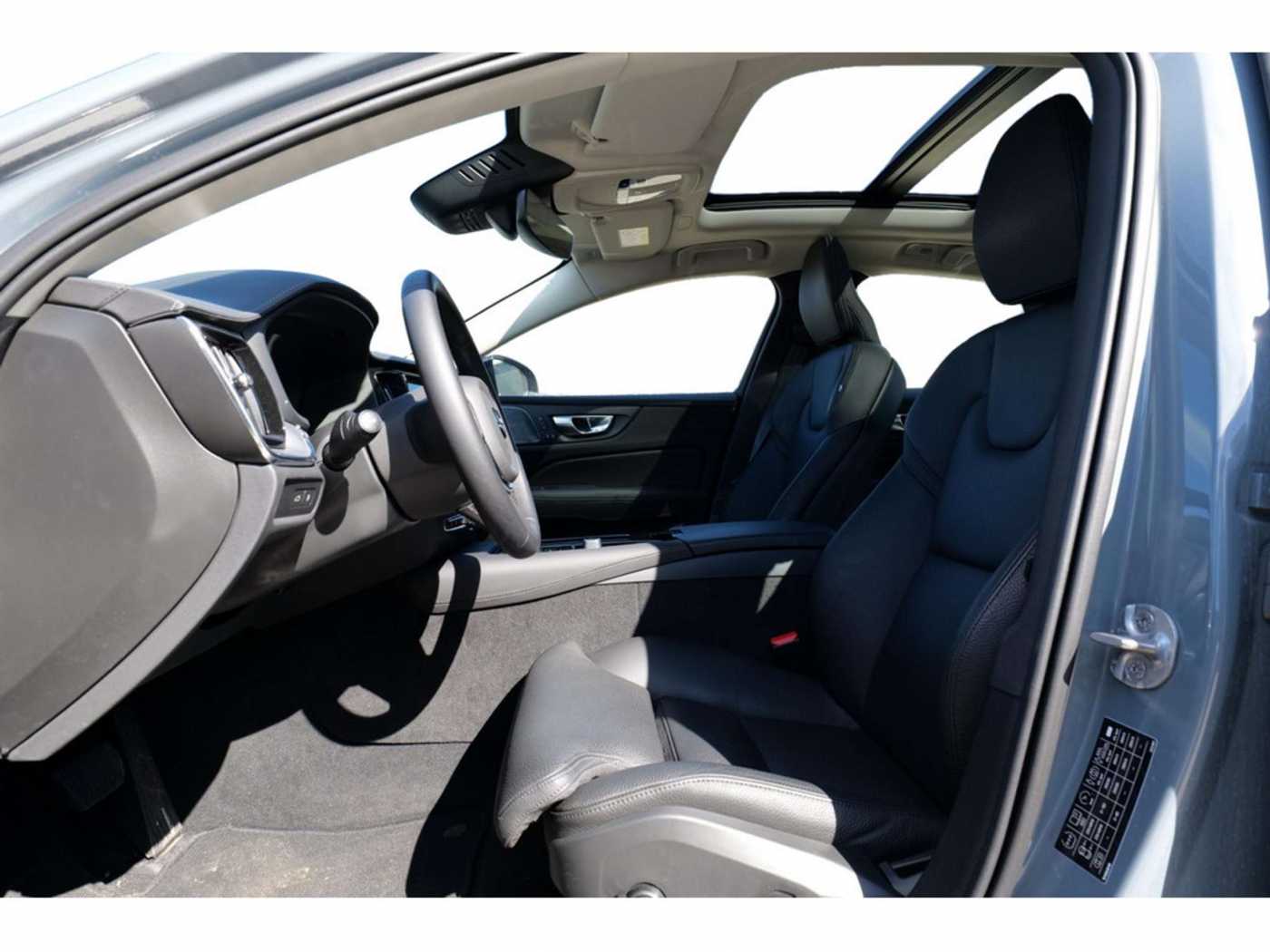 Volvo  Lim. 2.0 Ultimate Dark Recharge Plug-In Hybrid AWD