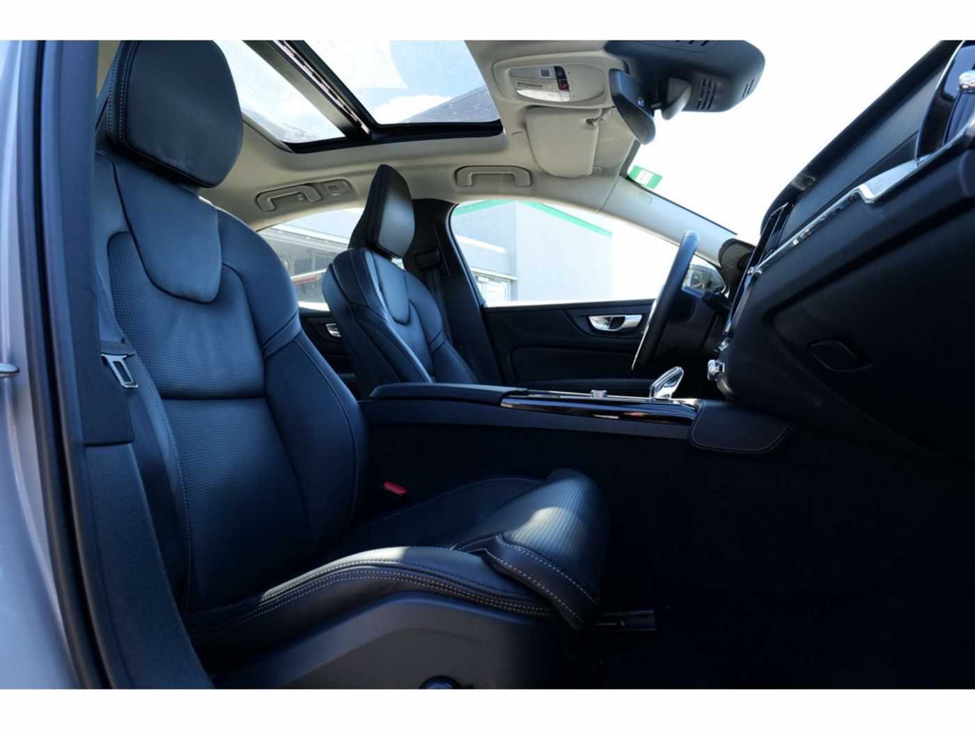 Volvo  Lim. 2.0 Ultimate Dark Recharge Plug-In Hybrid AWD