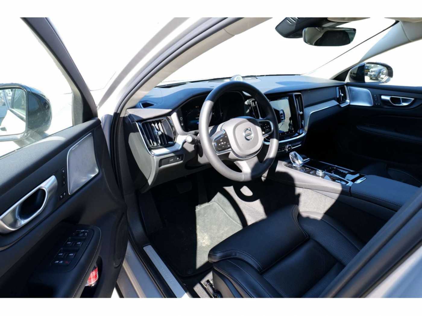 Volvo  Lim. 2.0 Ultimate Dark Recharge Plug-In Hybrid AWD