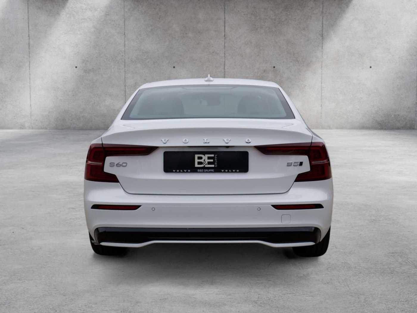 Volvo  Lim. B5 Ultimate Dark AWD LED PANO 360°