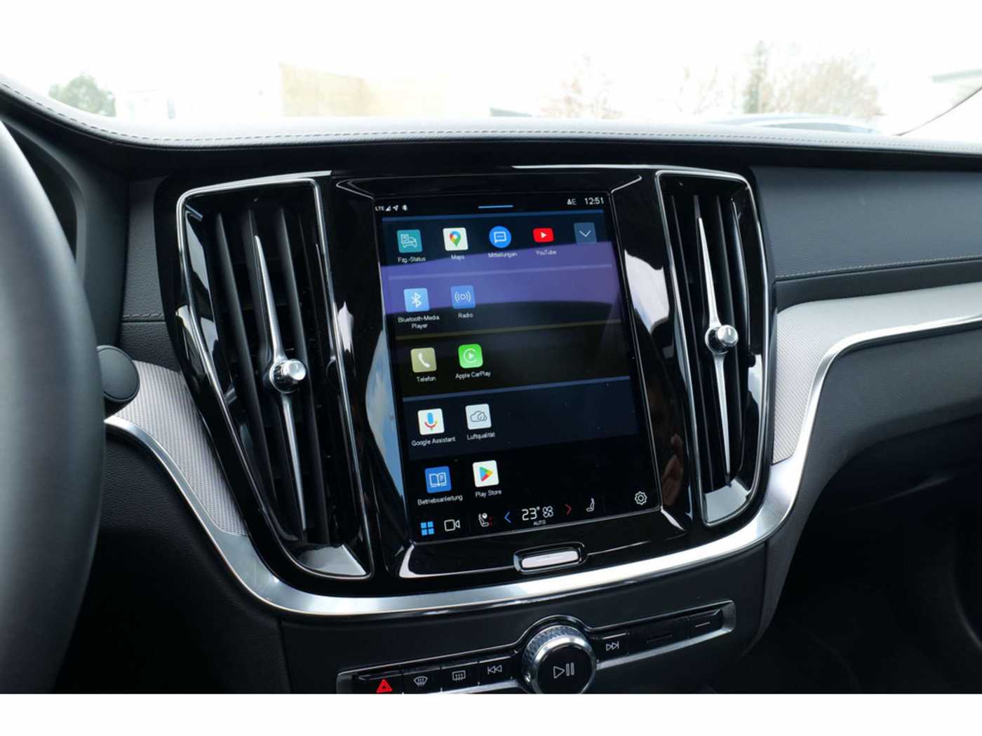 Volvo  Lim. T8 Ultimate Dark Recharge Plug-In Hybrid AWD