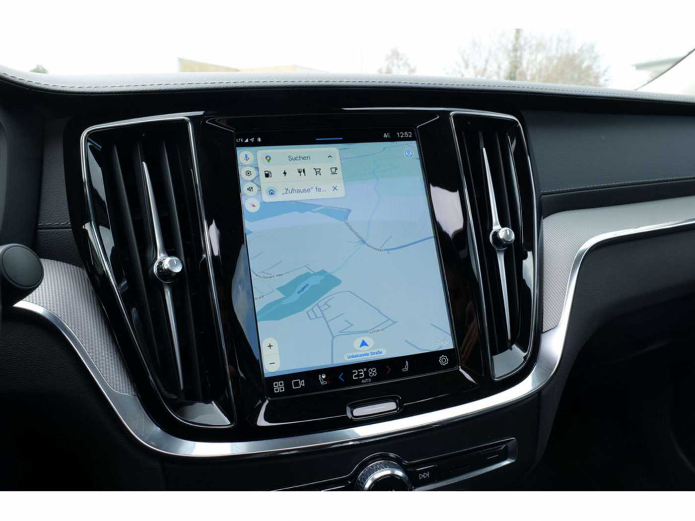 Volvo  Lim. T8 Ultimate Dark Recharge Plug-In Hybrid AWD