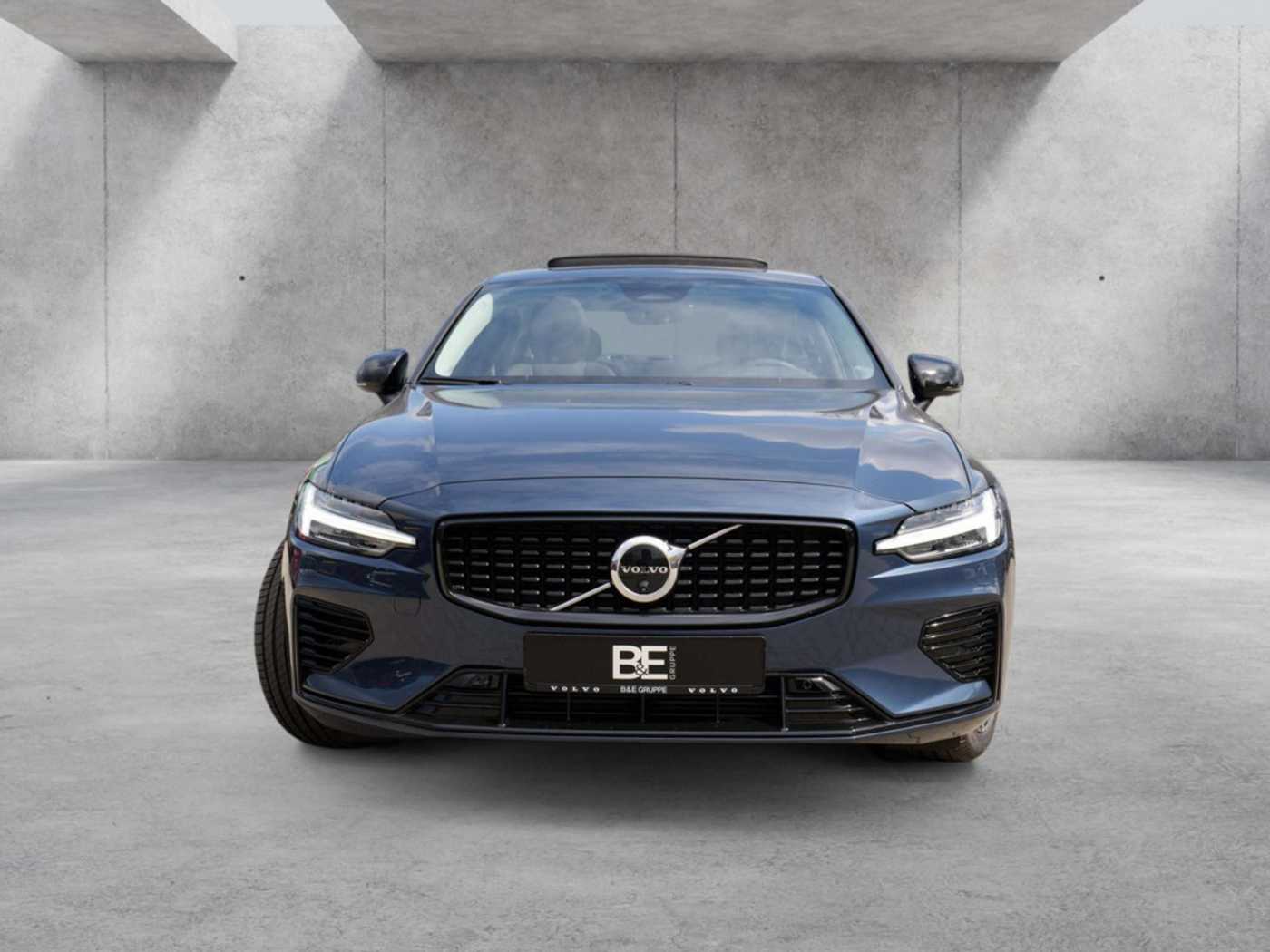 Volvo  Lim. T8 Ultimate Dark Recharge Plug-In Hybrid AWD