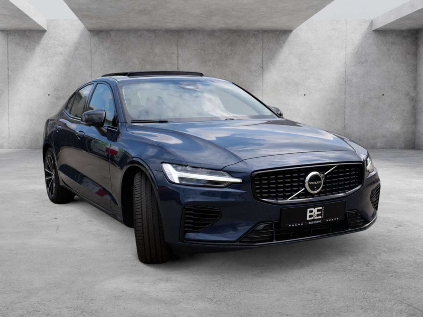 Volvo  Lim. T8 Ultimate Dark Recharge Plug-In Hybrid AWD