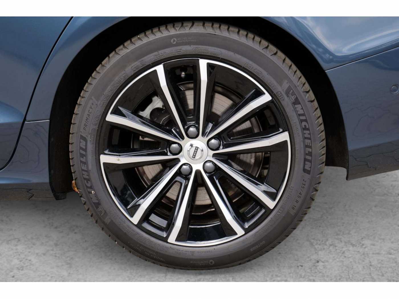 Volvo  Lim. T8 Ultimate Dark Recharge Plug-In Hybrid AWD