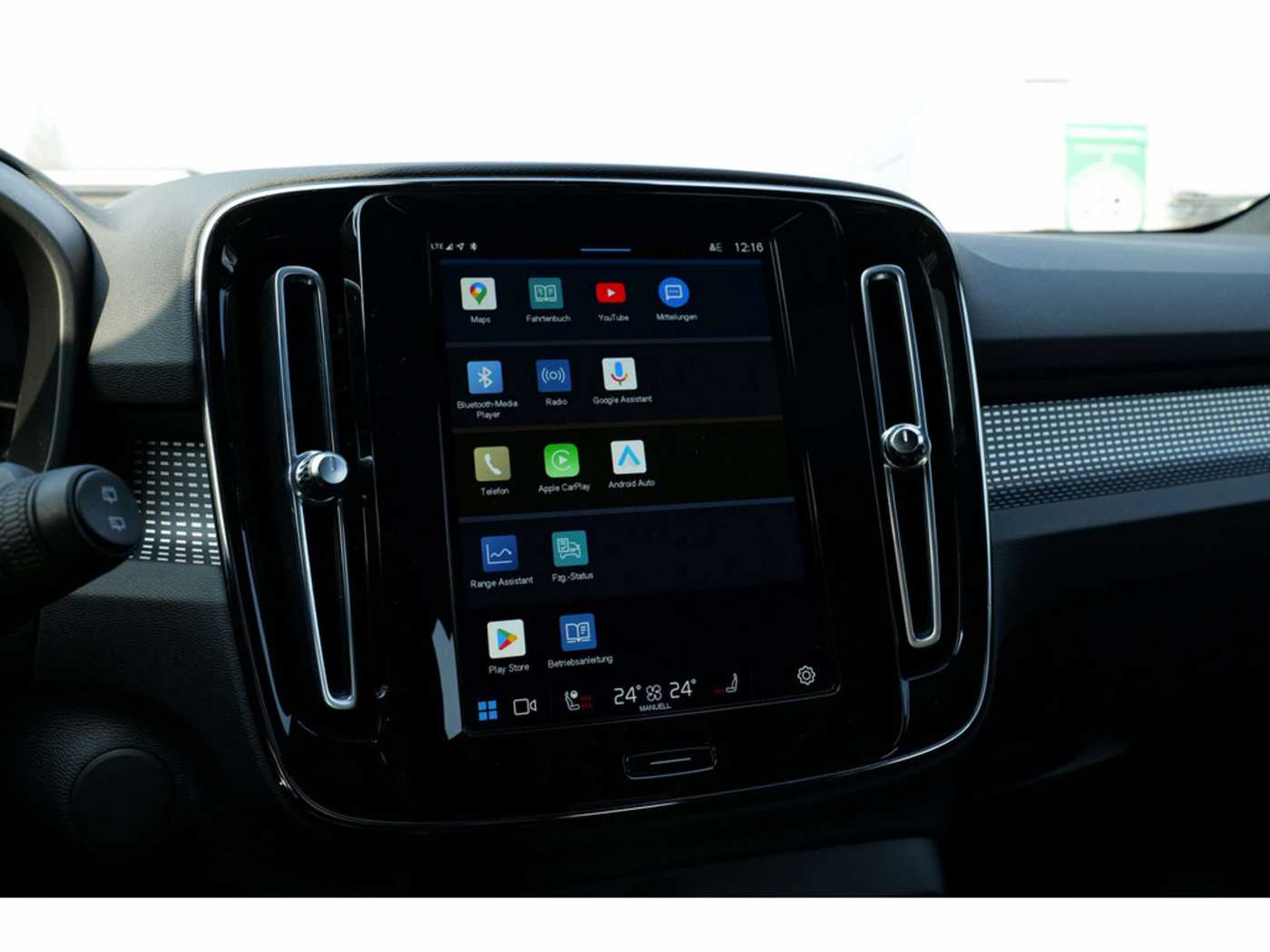 Volvo  Plus Recharge Pure Electric AWD
