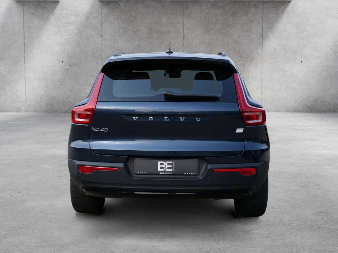 Volvo  Plus Recharge Pure Electric AWD